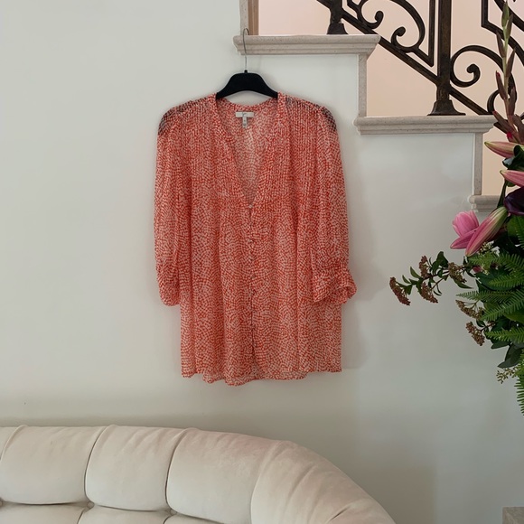 Joie: Silk Button down Blouse Sz: XS - Picture 2 of 7